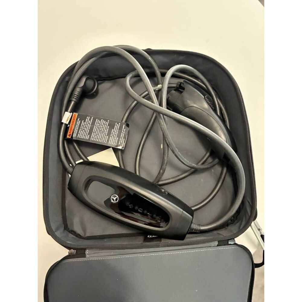 OEM Mercedes Benz EV Charger EQA EQB EQC EQE EQS E350E GLC300e 350e GLE500e 120v
